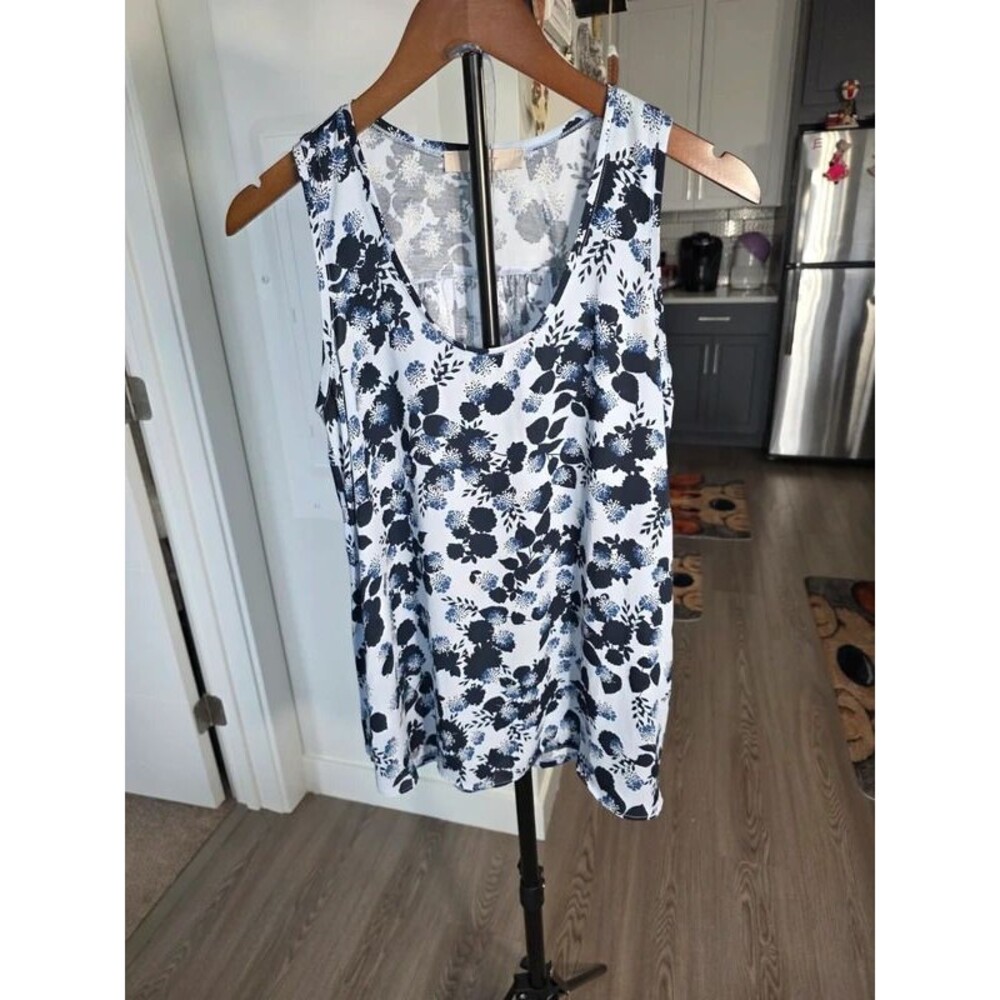 Woman's top